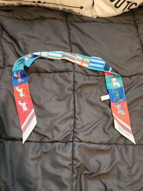 Authentic Hermes Paris Twilly Silk Horse Motif Skinny Scarf